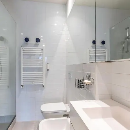 Central Spot With River View * Bilbao